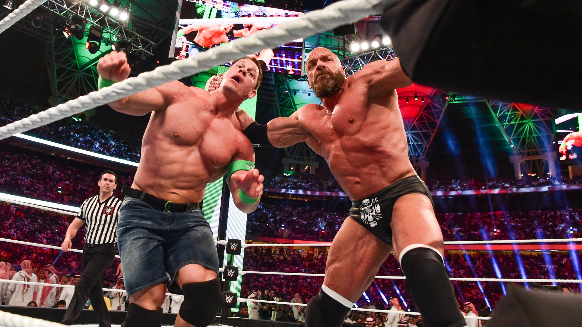 John Cena vs Triple H (WWE, 4-27-2018) .